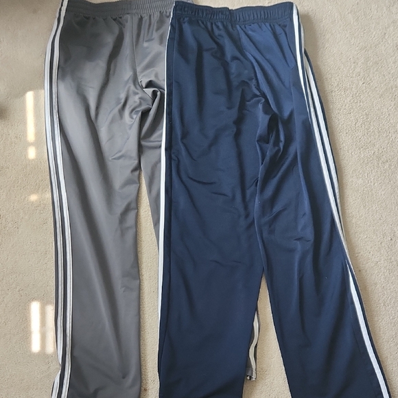 Adidas Kids Gray and Navy Joggers - Picture 4 of 4